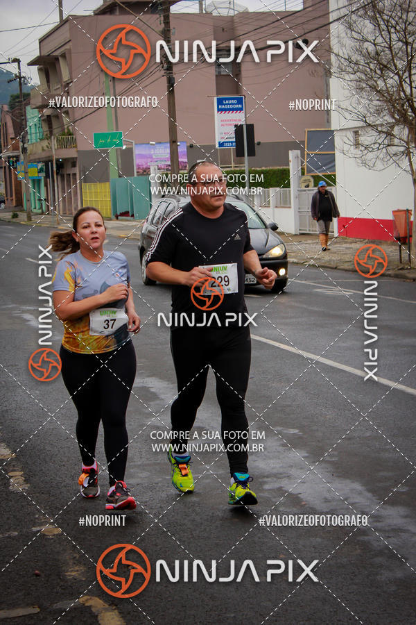 Achetez vos photos de l'vnement2 Corrida Run UNIUV sur Fotop
