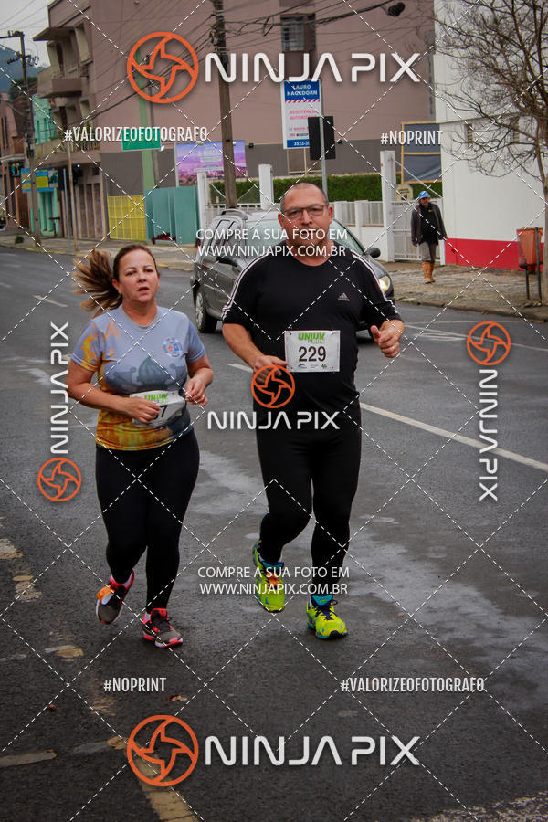 Achetez vos photos de l'vnement2 Corrida Run UNIUV sur Fotop