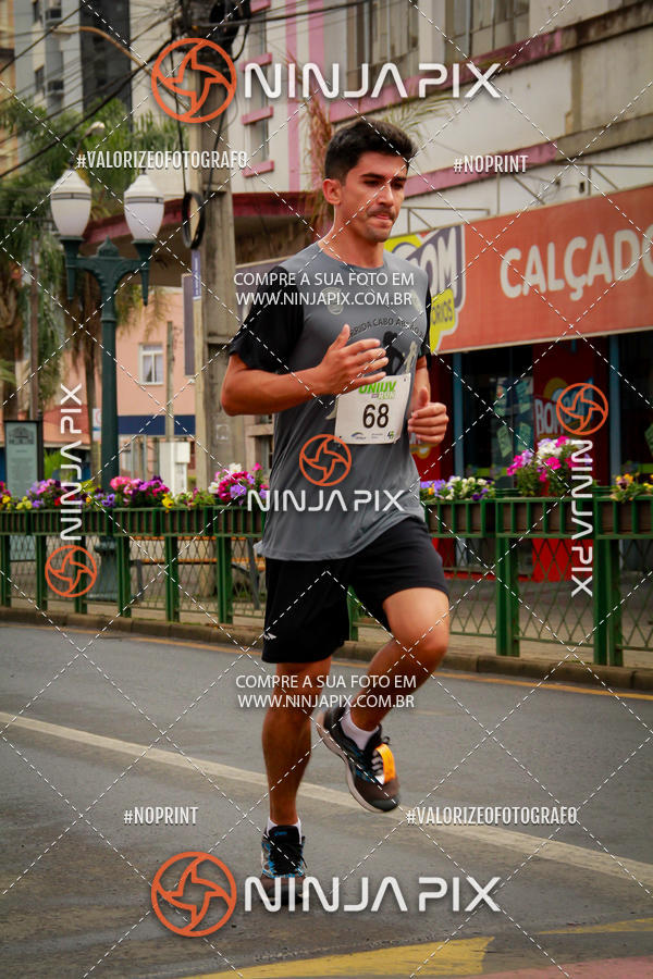 Achetez vos photos de l'vnement2 Corrida Run UNIUV sur Fotop