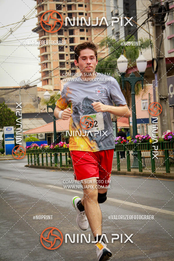 Achetez vos photos de l'vnement2 Corrida Run UNIUV sur Fotop