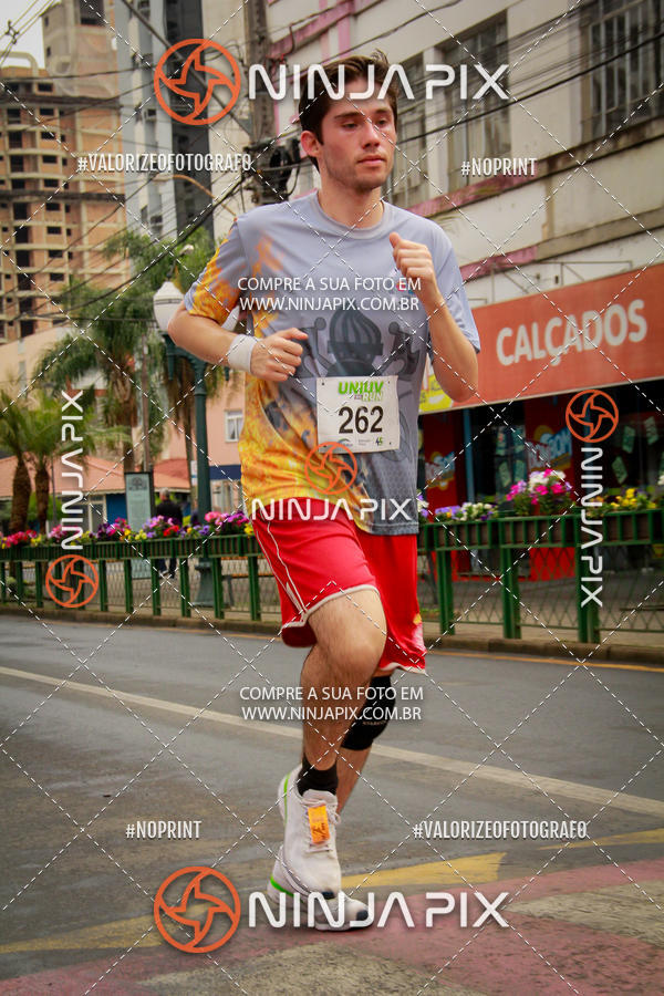 Achetez vos photos de l'vnement2 Corrida Run UNIUV sur Fotop