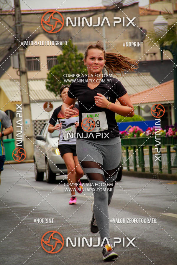 Achetez vos photos de l'vnement2 Corrida Run UNIUV sur Fotop