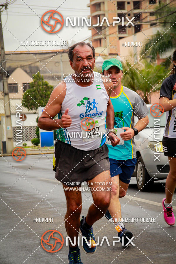 Achetez vos photos de l'vnement2 Corrida Run UNIUV sur Fotop