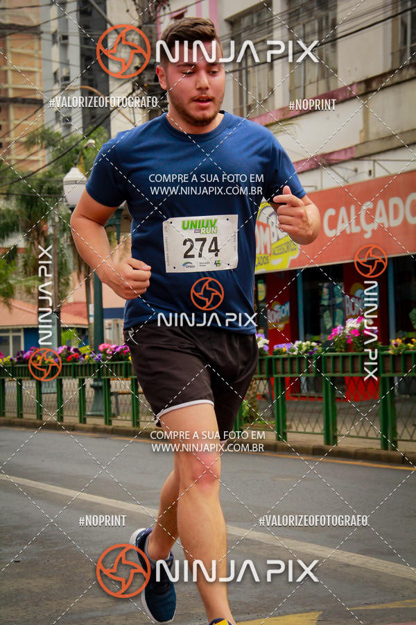 Achetez vos photos de l'vnement2 Corrida Run UNIUV sur Fotop