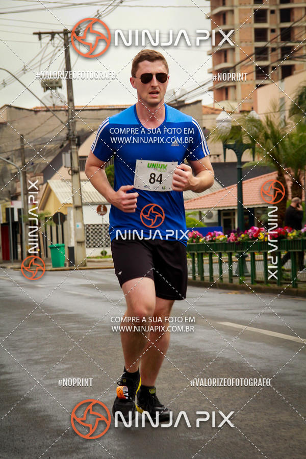 Achetez vos photos de l'vnement2 Corrida Run UNIUV sur Fotop