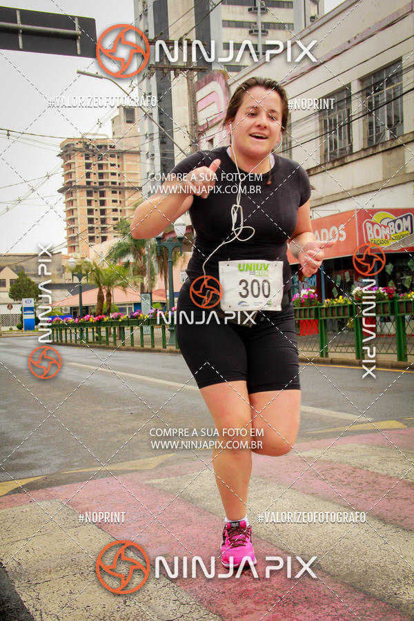 Compre as suas fotos do evento2 Corrida Run UNIUV no Fotop