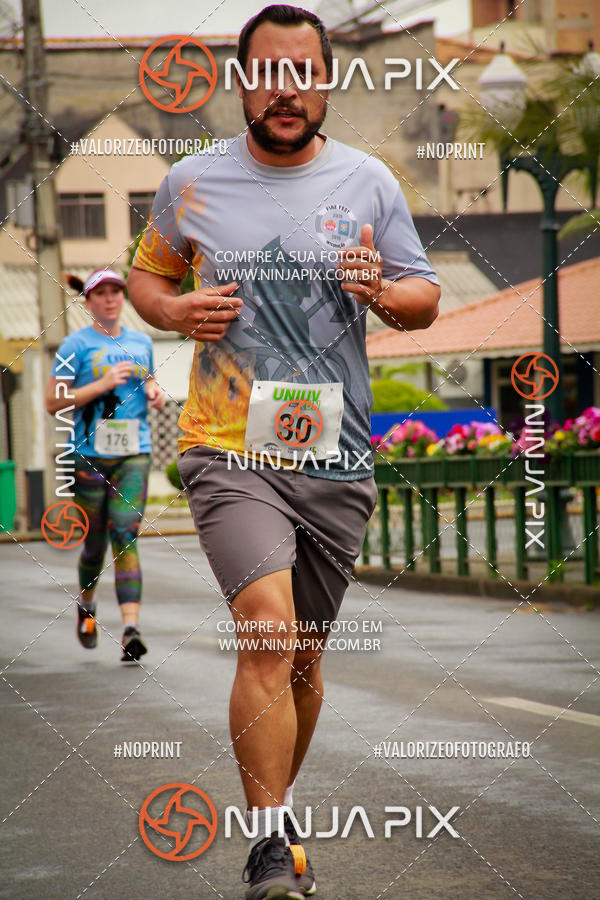 Buy your photos of the event2 Corrida Run UNIUV on Fotop