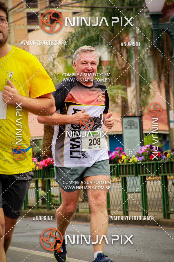 Achetez vos photos de l'vnement2 Corrida Run UNIUV sur Fotop