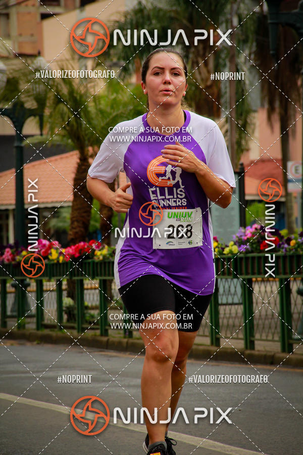 Achetez vos photos de l'vnement2 Corrida Run UNIUV sur Fotop