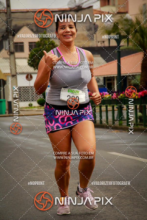 Achetez vos photos de l'vnement2 Corrida Run UNIUV sur Fotop