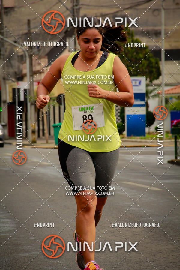 Achetez vos photos de l'vnement2 Corrida Run UNIUV sur Fotop