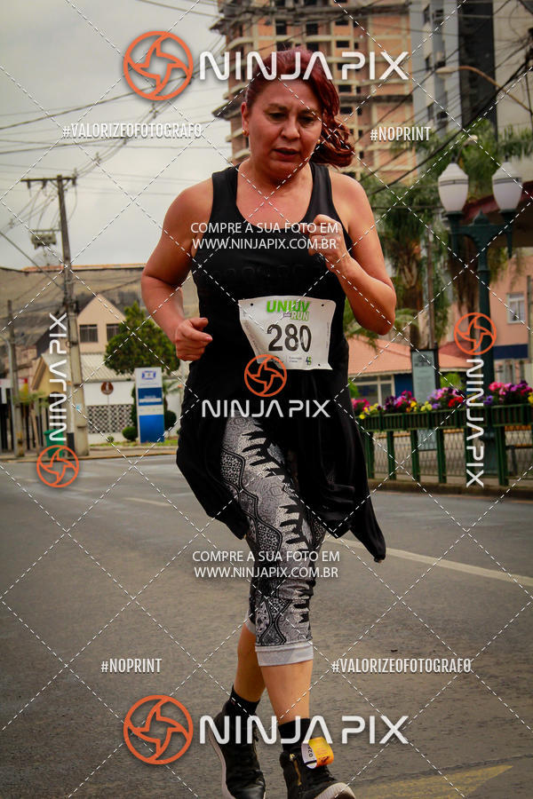 Achetez vos photos de l'vnement2 Corrida Run UNIUV sur Fotop