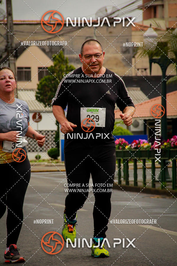 Achetez vos photos de l'vnement2 Corrida Run UNIUV sur Fotop