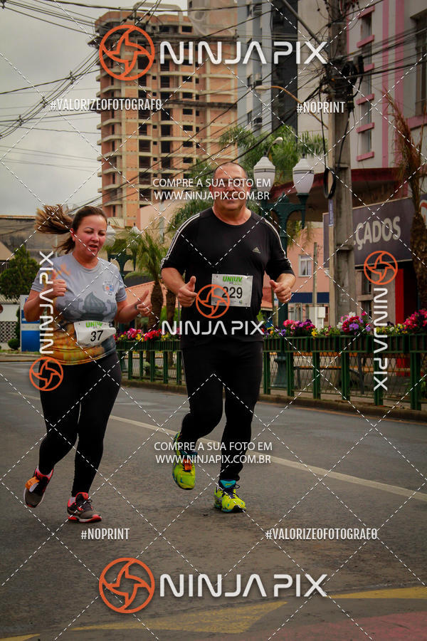 Achetez vos photos de l'vnement2 Corrida Run UNIUV sur Fotop