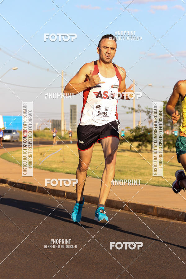 Buy your photos of the event2 Corrida de Rua e Caminhada - Col�gio Zerbrini Coopen on Fotop