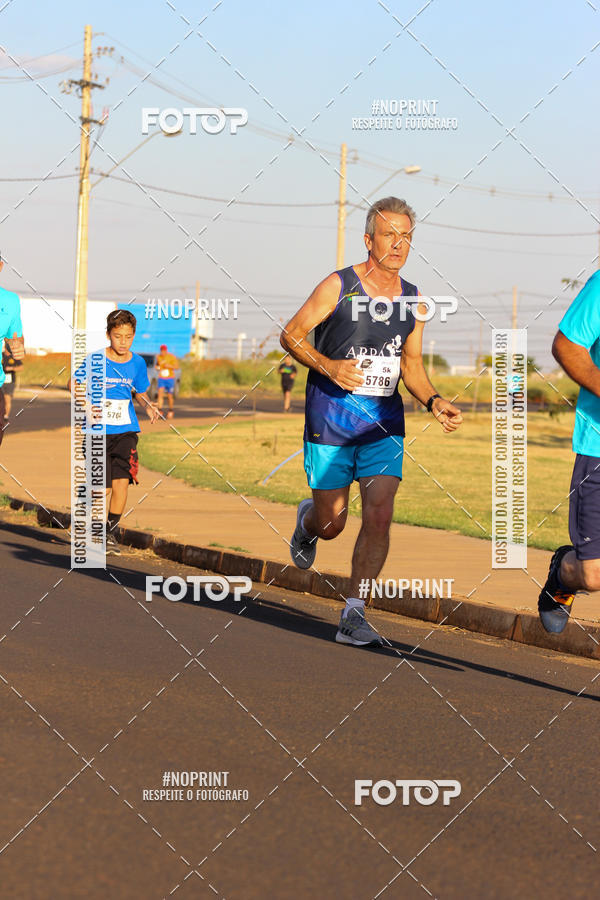 Buy your photos of the event2 Corrida de Rua e Caminhada - Col�gio Zerbrini Coopen on Fotop