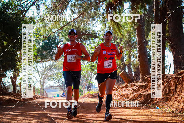 Achetez vos photos de l'�v�nement6� Meia Maratona A�a� da Praia sur Fotop