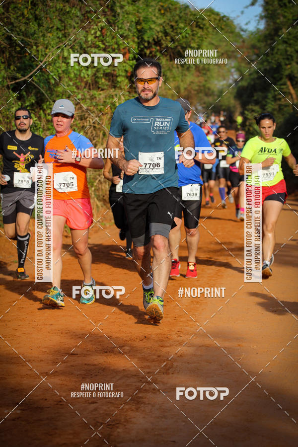 Compre as suas fotos do evento6 Meia Maratona Aa da Praia no Fotop