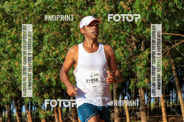 Achetez vos photos de l'�v�nement6� Meia Maratona A�a� da Praia sur Fotop