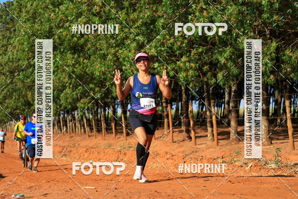 Achetez vos photos de l'�v�nement6� Meia Maratona A�a� da Praia sur Fotop