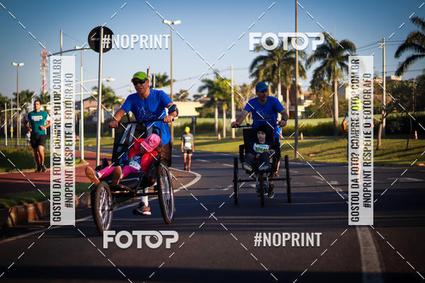 Achetez vos photos de l'�v�nementCorrida Unimed sur Fotop