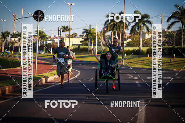 Achetez vos photos de l'�v�nementCorrida Unimed sur Fotop