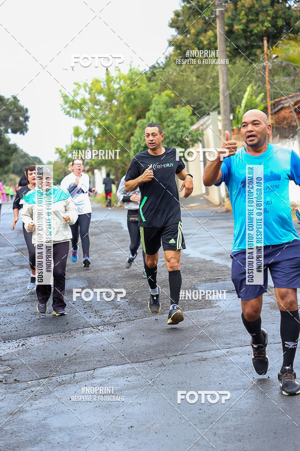 Achetez vos photos de l'vnementCorrida da ALA  sur Fotop
