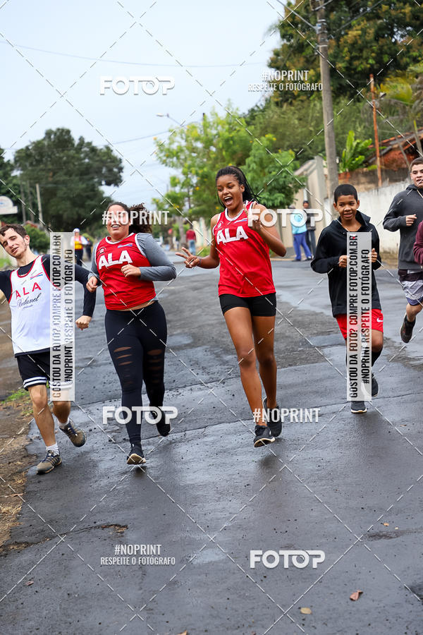 Achetez vos photos de l'vnementCorrida da ALA  sur Fotop