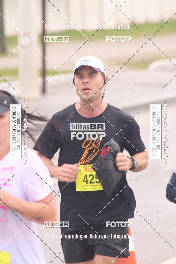 Buy your photos of the eventCorrida Outubro Rosa on Fotop