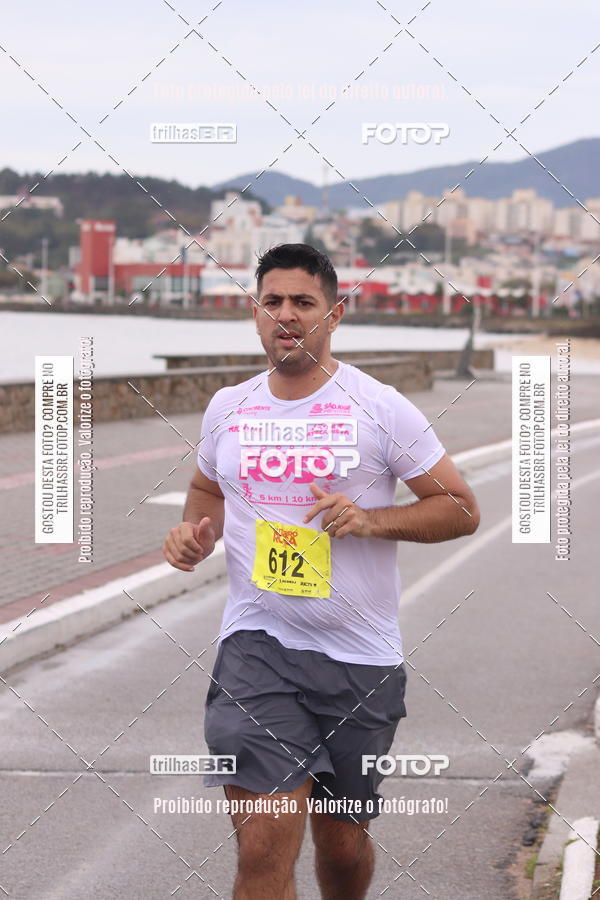 Buy your photos of the eventCorrida Outubro Rosa on Fotop