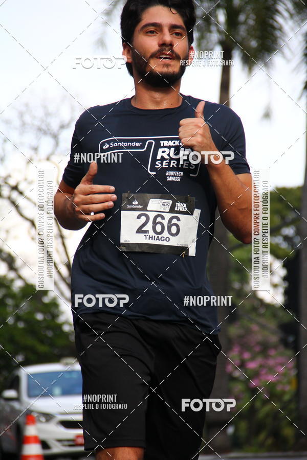 Buy your photos of the eventSANTANDER TRACK&FIELD RUN SERIES - BODYTECH SAVASSI on Fotop