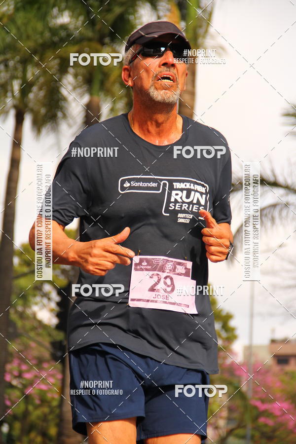 Buy your photos of the eventSANTANDER TRACK&FIELD RUN SERIES - BODYTECH SAVASSI on Fotop
