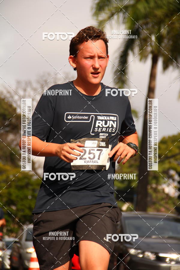 Buy your photos of the eventSANTANDER TRACK&FIELD RUN SERIES - BODYTECH SAVASSI on Fotop