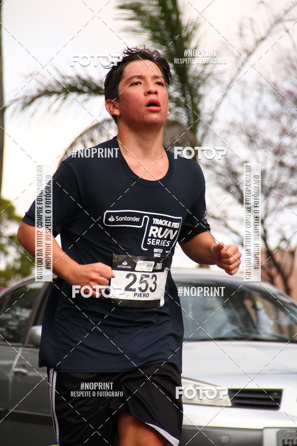 Buy your photos of the eventSANTANDER TRACK&FIELD RUN SERIES - BODYTECH SAVASSI on Fotop