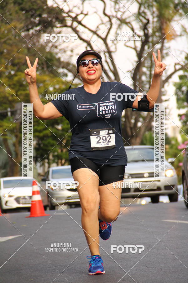 Buy your photos of the eventSANTANDER TRACK&FIELD RUN SERIES - BODYTECH SAVASSI on Fotop