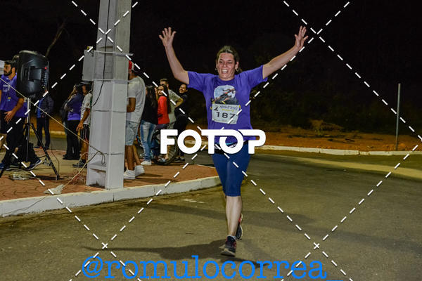 Buy your photos of the eventNIGHT RUN LAGOA DOURADA MG on Fotop