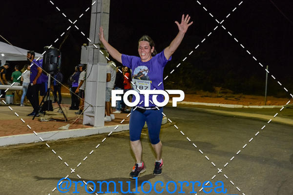Buy your photos of the eventNIGHT RUN LAGOA DOURADA MG on Fotop