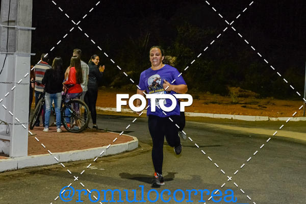Buy your photos of the eventNIGHT RUN LAGOA DOURADA MG on Fotop