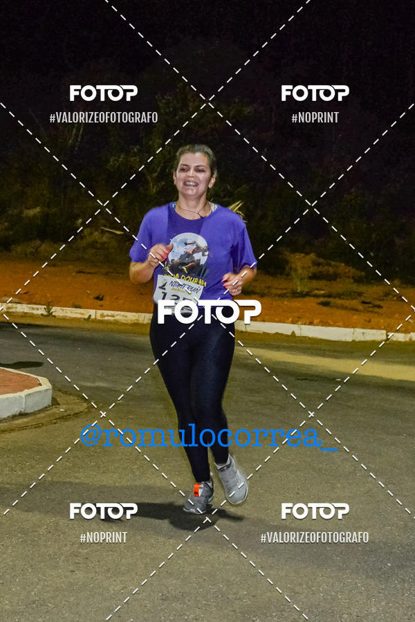 Buy your photos of the eventNIGHT RUN LAGOA DOURADA MG on Fotop