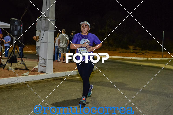 Buy your photos of the eventNIGHT RUN LAGOA DOURADA MG on Fotop