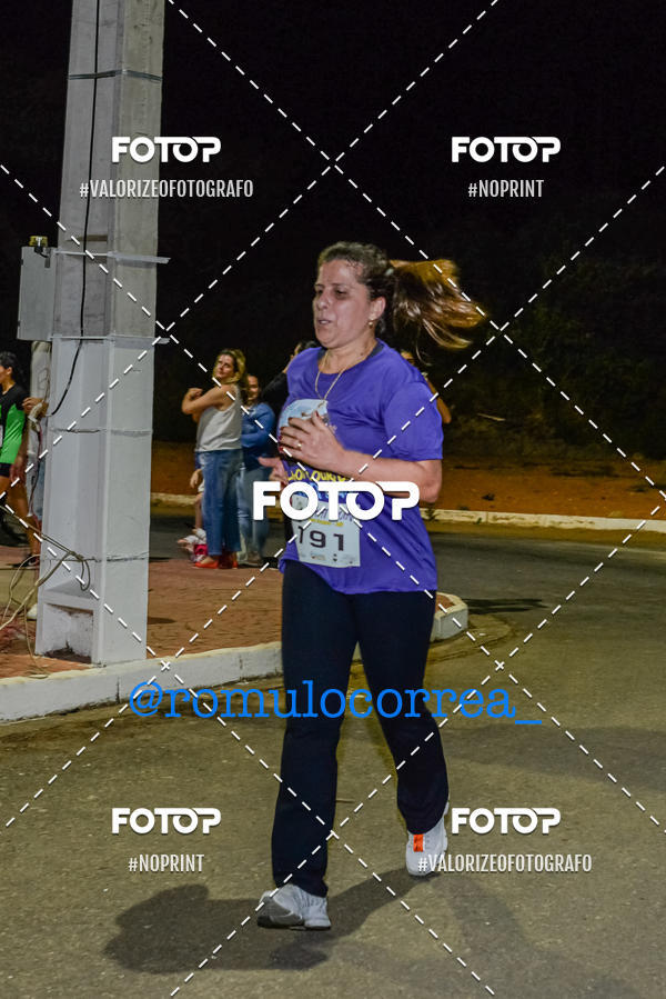 Buy your photos of the eventNIGHT RUN LAGOA DOURADA MG on Fotop