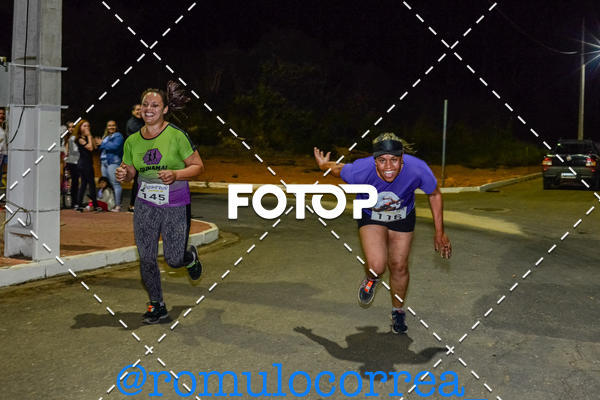 Buy your photos of the eventNIGHT RUN LAGOA DOURADA MG on Fotop