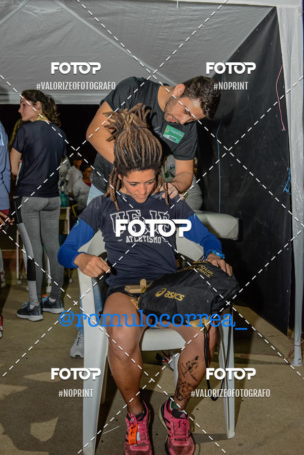 Buy your photos of the eventNIGHT RUN LAGOA DOURADA MG on Fotop