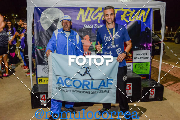 Buy your photos of the eventNIGHT RUN LAGOA DOURADA MG on Fotop