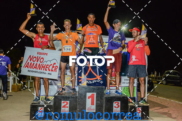 Buy your photos of the eventNIGHT RUN LAGOA DOURADA MG on Fotop