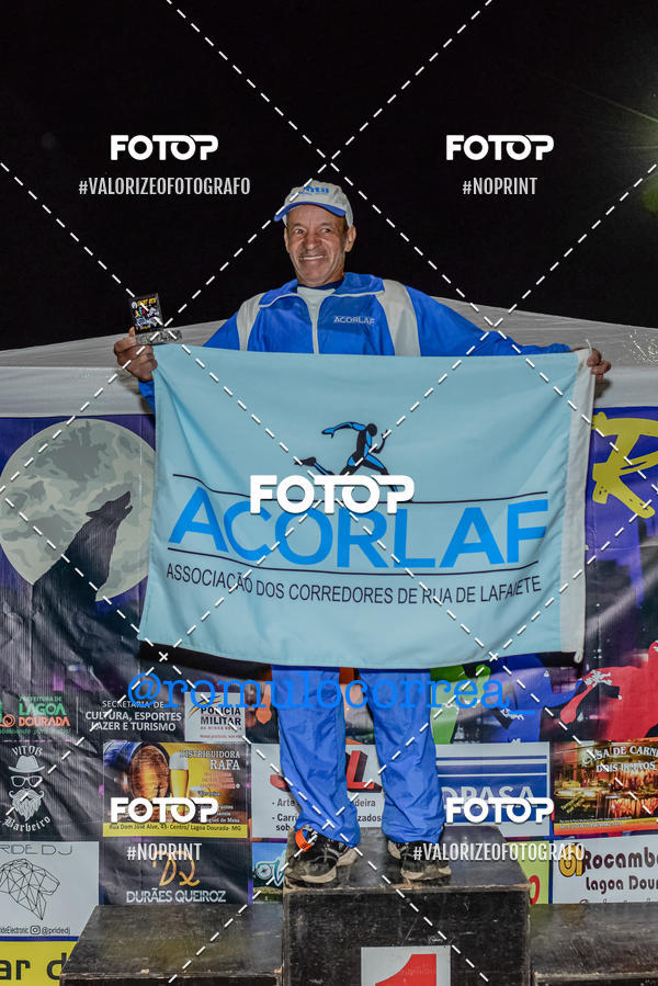 Buy your photos of the eventNIGHT RUN LAGOA DOURADA MG on Fotop