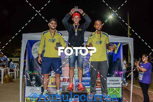 Buy your photos of the eventNIGHT RUN LAGOA DOURADA MG on Fotop
