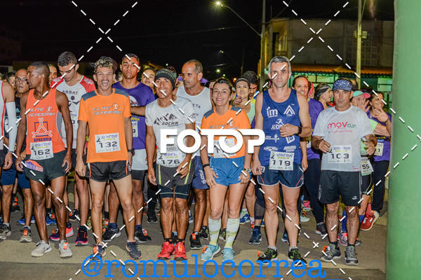 Buy your photos of the eventNIGHT RUN LAGOA DOURADA MG on Fotop
