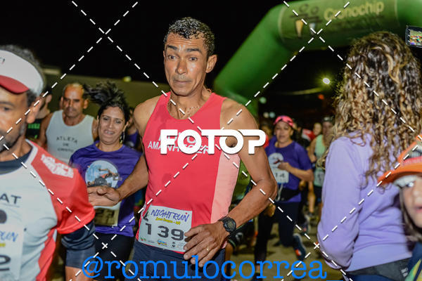Buy your photos of the eventNIGHT RUN LAGOA DOURADA MG on Fotop
