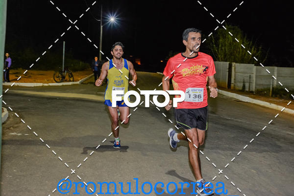 Buy your photos of the eventNIGHT RUN LAGOA DOURADA MG on Fotop